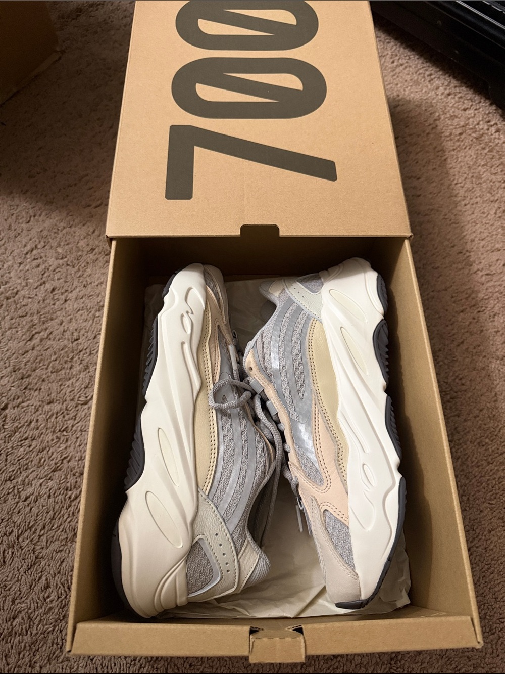 Yeezy 700 V2 cream